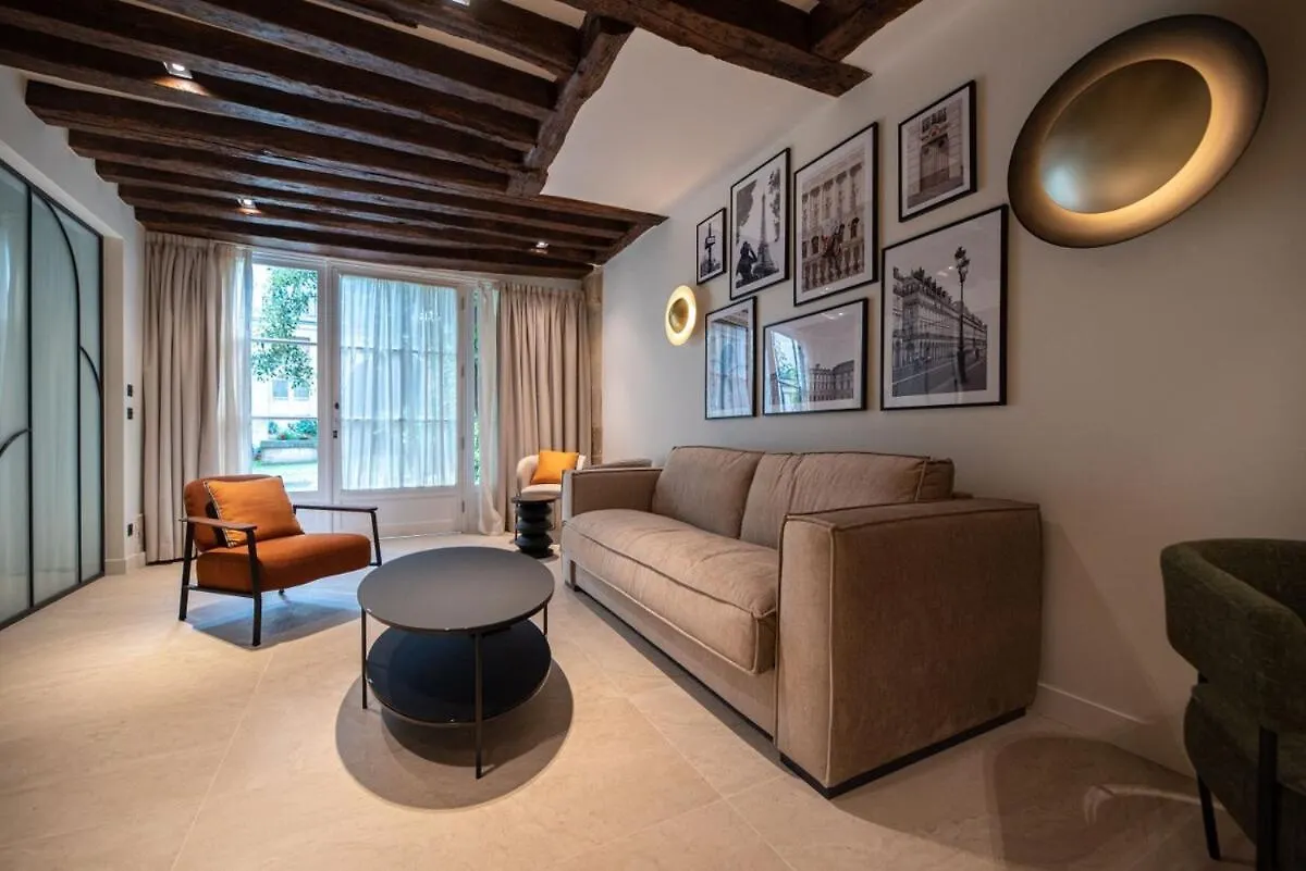 Appartement Luxury 2Br - Place Des Vosges - Le Marais Parijs