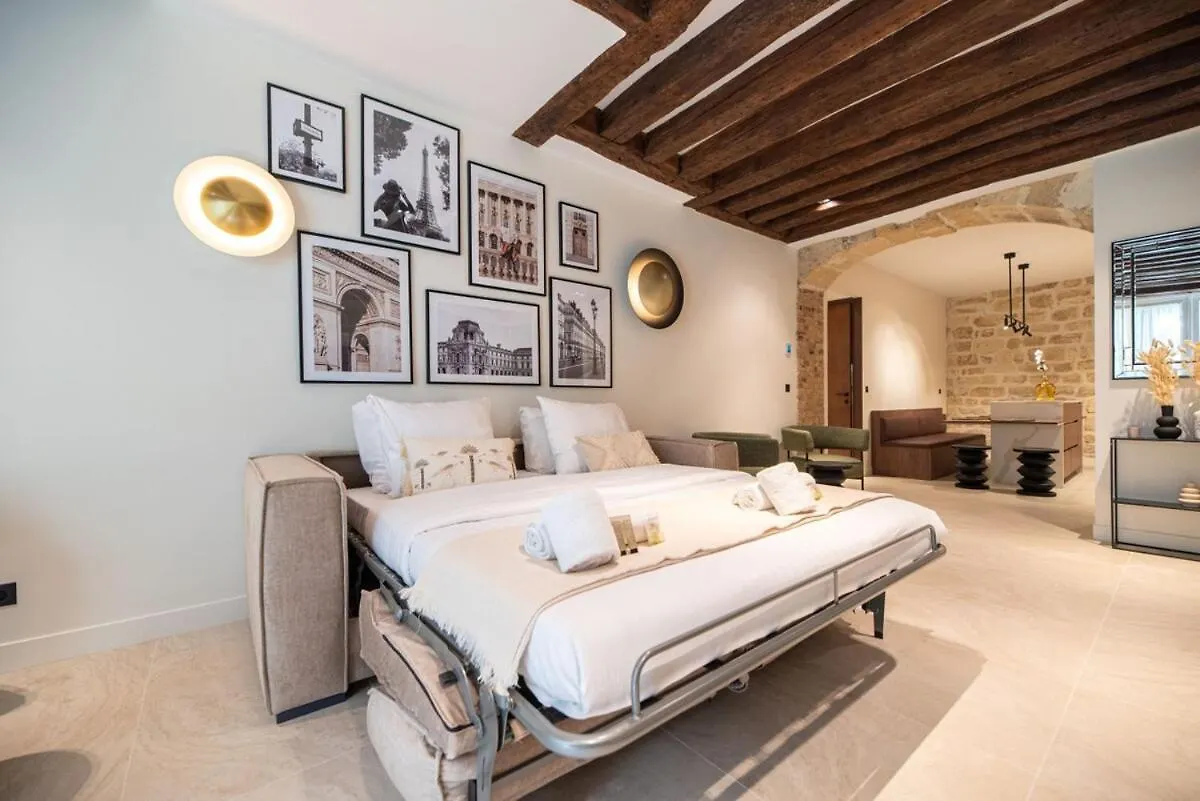 Luxury 2Br - Place Des Vosges - Le Marais Paris 0*,  France